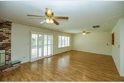 1240 Linn Court, Turlock, CA 95380 - Photo 7