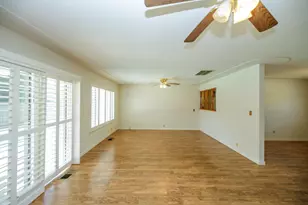 1240 Linn Ct, Turlock, CA 95380 - Photo 7