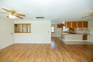 1240 Linn Ct, Turlock, CA 95380 - Photo 9