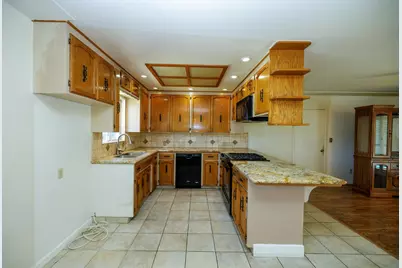 1240 Linn Court, Turlock, CA 95380 - Photo 49