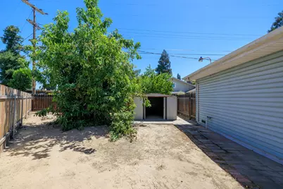 1240 Linn Court, Turlock, CA 95380 - Photo 35