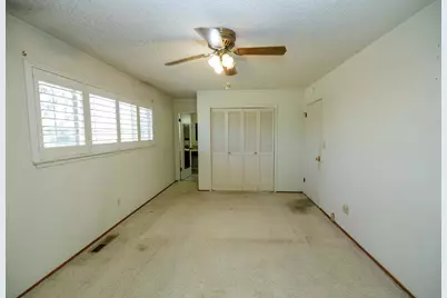 1240 Linn Court, Turlock, CA 95380 - Photo 9