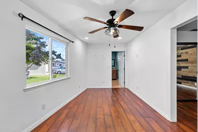 914 Valencia Drive, Los Banos, CA 93635 - Photo 25
