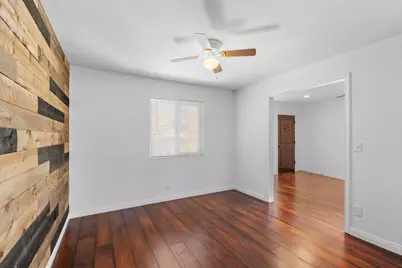 914 Valencia Drive, Los Banos, CA 93635 - Photo 21