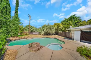 3613 Woodcrest Rd, Sacramento, CA 95821 - Photo 5