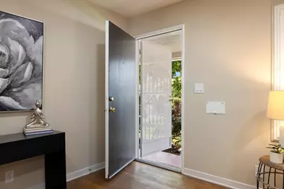 6 W McKenzie Avenue, Stockton, CA 95204 - Photo 7