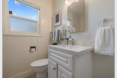 6 W McKenzie Avenue, Stockton, CA 95204 - Photo 19