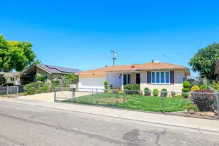 1652 E Regal St, Stockton, CA 95205 - Photo 3