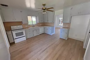 1617 Ashwood Dr, Modesto, CA 95350 - Photo 7