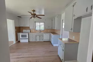 1617 Ashwood Dr, Modesto, CA 95350 - Photo 5