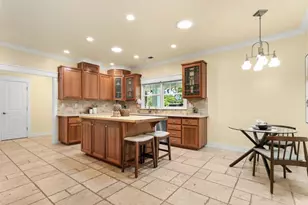 27462 Oakside Dr, Davis, CA 95618 - Photo 11