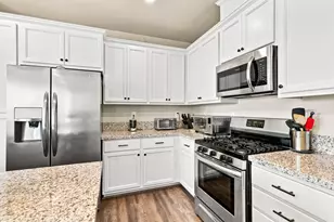 4312 Ocean Ln, Elk Grove, CA 95757 - Photo 17