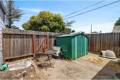2080 Middlefield Avenue, Stockton, CA 95204 - Photo 27