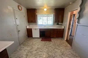 235 Nottingham Dr, Stockton, CA 95207 - Photo 7