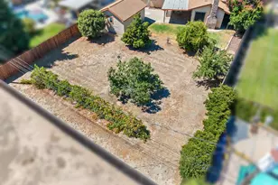 2121 Yosemite Ave, Escalon, CA 95320 - Photo 29