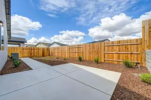 325 Cabot Cyn Ct, Roseville, CA 95747 - Photo 9