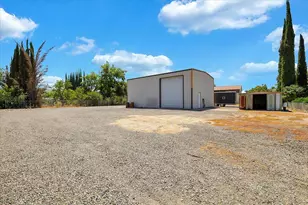 2158 Holcomb Ave, Yuba City, CA 95993 - Photo 33