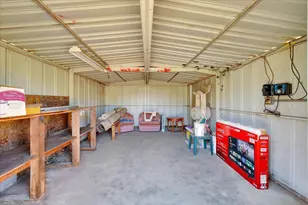 2158 Holcomb Ave, Yuba City, CA 95993 - Photo 37