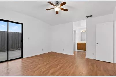 3072 Radford Way, Turlock, CA 95382 - Photo 9