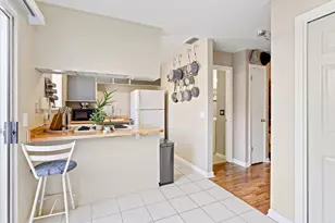 9101 Newhall Dr, Sacramento, CA 95826 - Photo 7