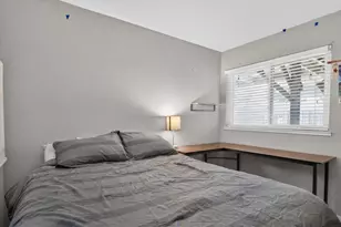 1238 Chaparral Way, Stockton, CA 95209 - Photo 25