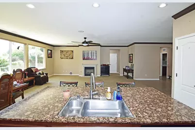 2000 Thomas Taylor Drive, Hughson, CA 95326 - Photo 15