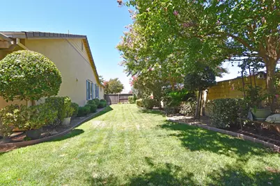 2000 Thomas Taylor Drive, Hughson, CA 95326 - Photo 35