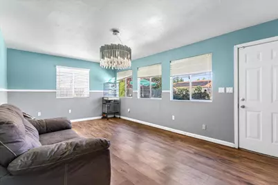 6821 Pembroke Way, Citrus Heights, CA 95621 - Photo 27