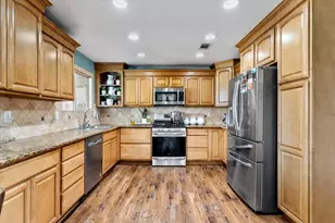 6821 Pembroke Way, Citrus Heights, CA 95621 - Photo 15