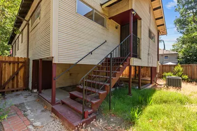 2710 D Street, Sacramento, CA 95816 - Photo 33