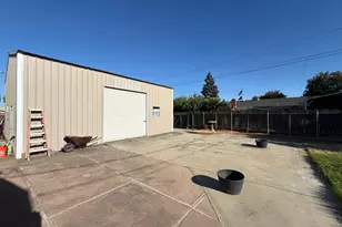 1808 Elder Ln, Modesto, CA 95355 - Photo 15