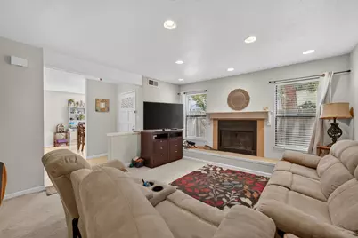 1515 Hood Road #C, Sacramento, CA 95825 - Photo 3
