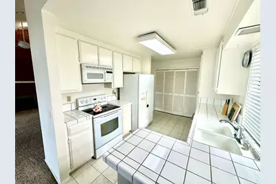2641 Meadow Lake Drive, Stockton, CA 95207 - Photo 55