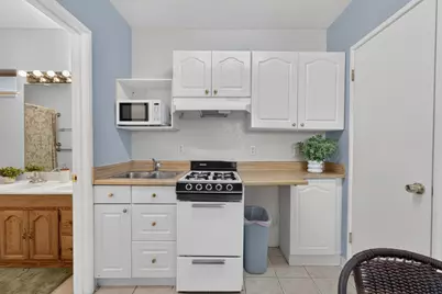 6218 Coyle Avenue, Carmichael, CA 95608 - Photo 13