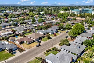 830 Windsor Dr, Lodi, CA 95240 - Photo 33