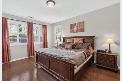 9884 Bluefin Way, Elk Grove, CA 95757 - Photo 11