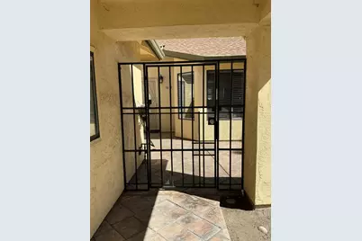 1631 W Swain Road, Stockton, CA 95207 - Photo 9
