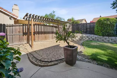 1716 Casterbridge Drive, Roseville, CA 95747 - Photo 43
