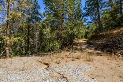 6583 Casa Contenta Dr, Somerset, CA 95684 - Photo 9