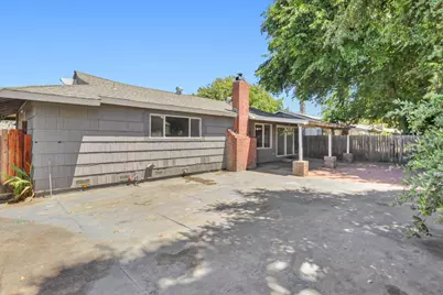 8046 Grandstaff Drive, Sacramento, CA 95823 - Photo 33