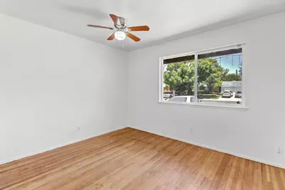 8046 Grandstaff Drive, Sacramento, CA 95823 - Photo 29