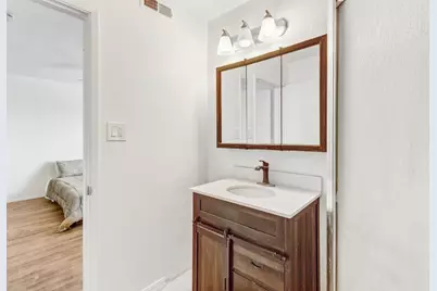 8046 Grandstaff Drive, Sacramento, CA 95823 - Photo 25