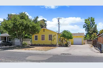 660 E North Street, Manteca, CA 95336 - Photo 1