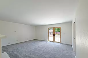 5351 Bonniemae Way, Sacramento, CA 95820 - Photo 9