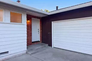 5351 Bonniemae Way, Sacramento, CA 95820 - Photo 21