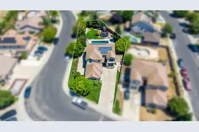 1414 Hazelnut Way, Manteca, CA 95337 - Photo 37