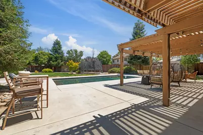 1414 Hazelnut Way, Manteca, CA 95337 - Photo 33