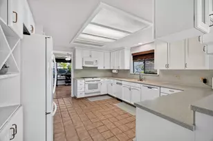 101 Mokelumne River Dr, Lodi, CA 95240 - Photo 11