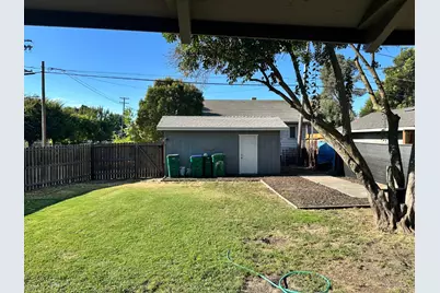 1544 E Harding Way, Stockton, CA 95205 - Photo 11