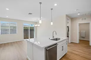 12112 Hetch Hechy Dr, Rancho Cordova, CA 95742 - Photo 9